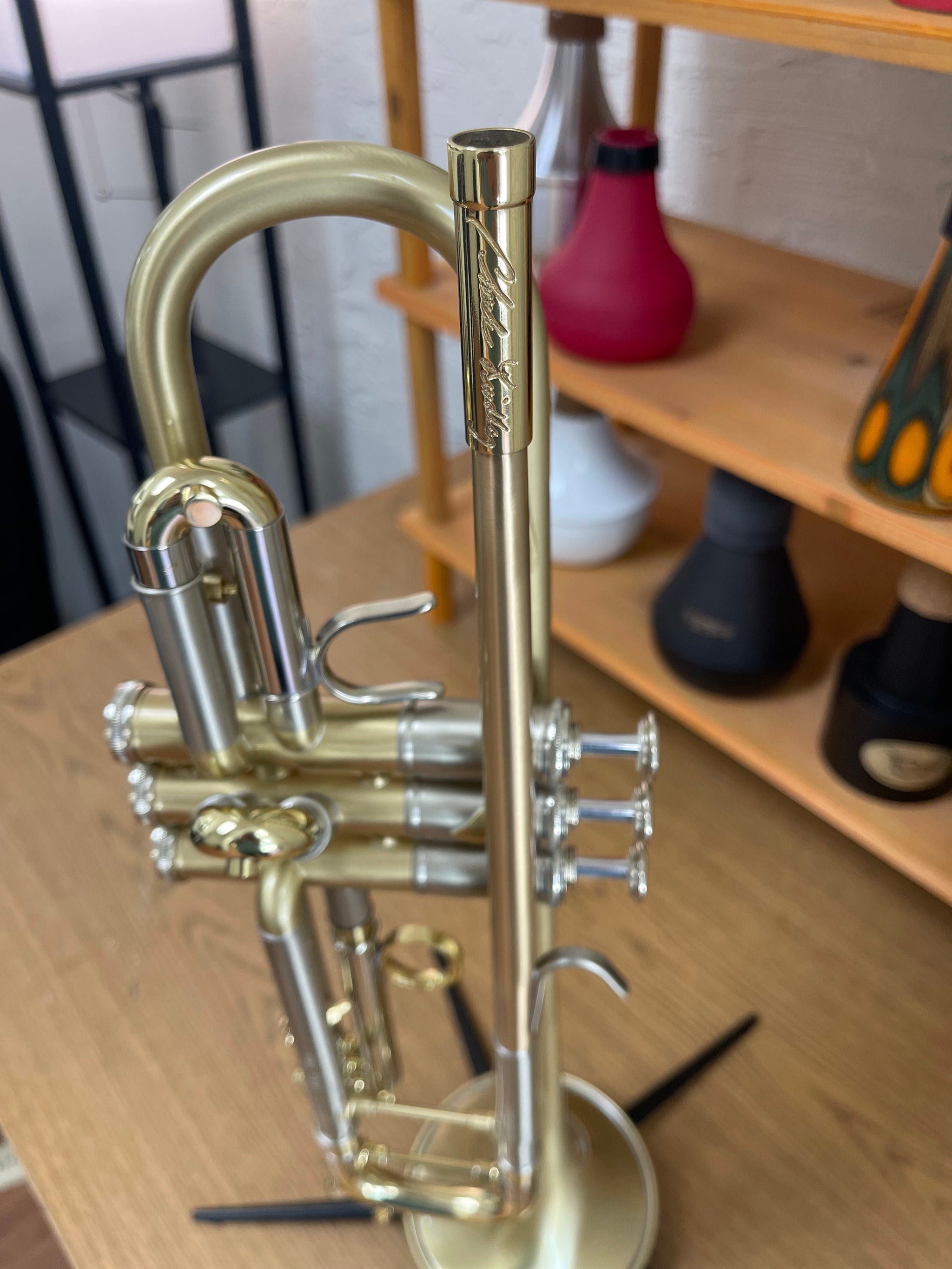 Van Laar Chuck Findley Signature Model Bb Trumpet, Brushed Lacquer – Bob  Reeves Brass