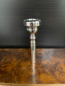 Reeves Collector's Corner: Early Elkhart Vincent Bach Corp 7EW (no period)